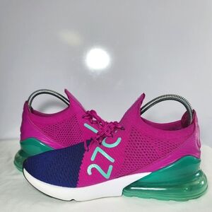 Nike Air Max Mens size 10 Flyknit 270 Fuchsia Flash Sneakers.